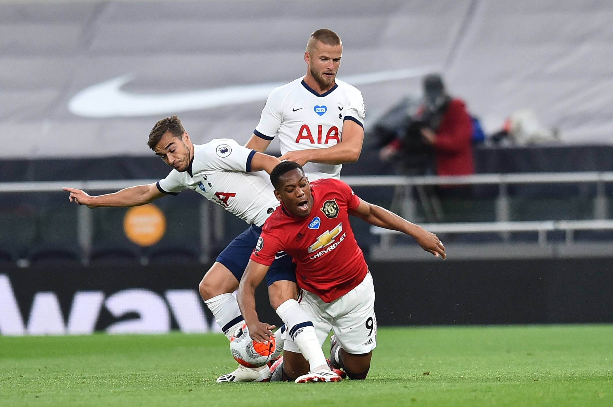 足球中如何快速阅读比赛？（如何在足球比赛中迅速读懂局势？）