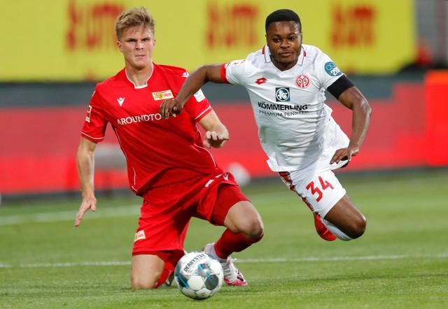 世界杯史话01：世界上第一场国际足球比赛是什么时候打的？（世界杯轶事01：首场国际足球赛究竟何时开球？）