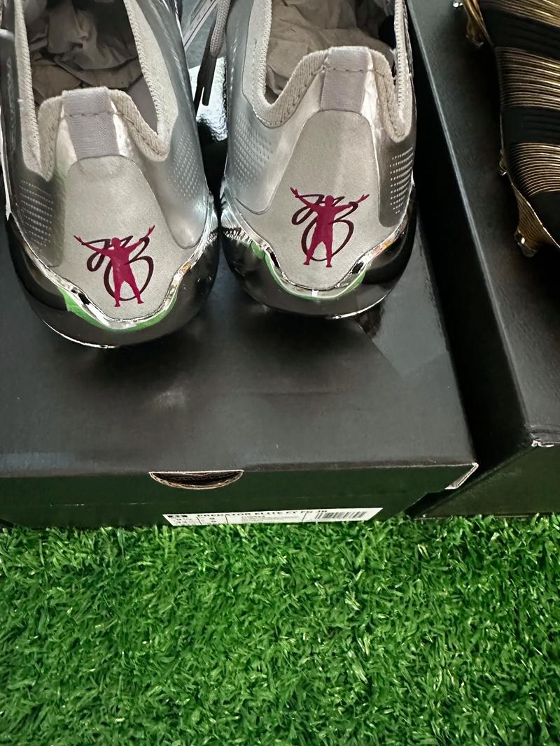 国足阵容进行大幅调整（国足阵容迎来重大变动）