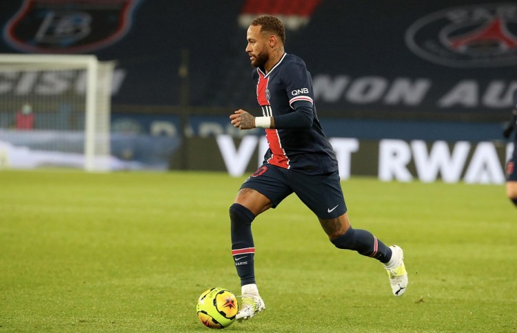 国乒多人香港街头行！王曼昱大笑露齿：8连胜张本美和国乒唯一