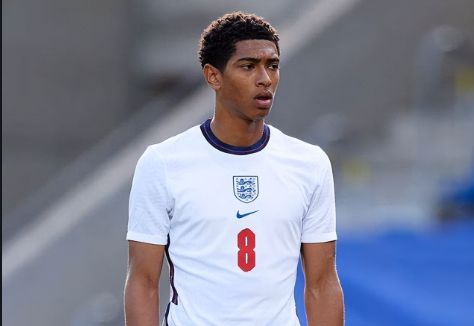 孔帕尼：我们没有“杯赛门将”制度；在混乱中迪亚斯有创造力