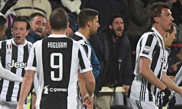 英超前瞻：阿森纳近十轮不败领跑，布伦特福德客场两连败（英超前瞻：阿森纳近10轮不败领跑，布伦特福德客场遭两连败）