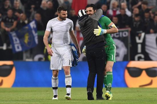 雷迪克谈社媒时代执教：球员活在评论里，保持稳定颇具挑战