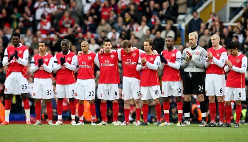 梅西决赛2助攻！率队3-1首次夺冠，一夜又创纪录：生涯47次捧杯