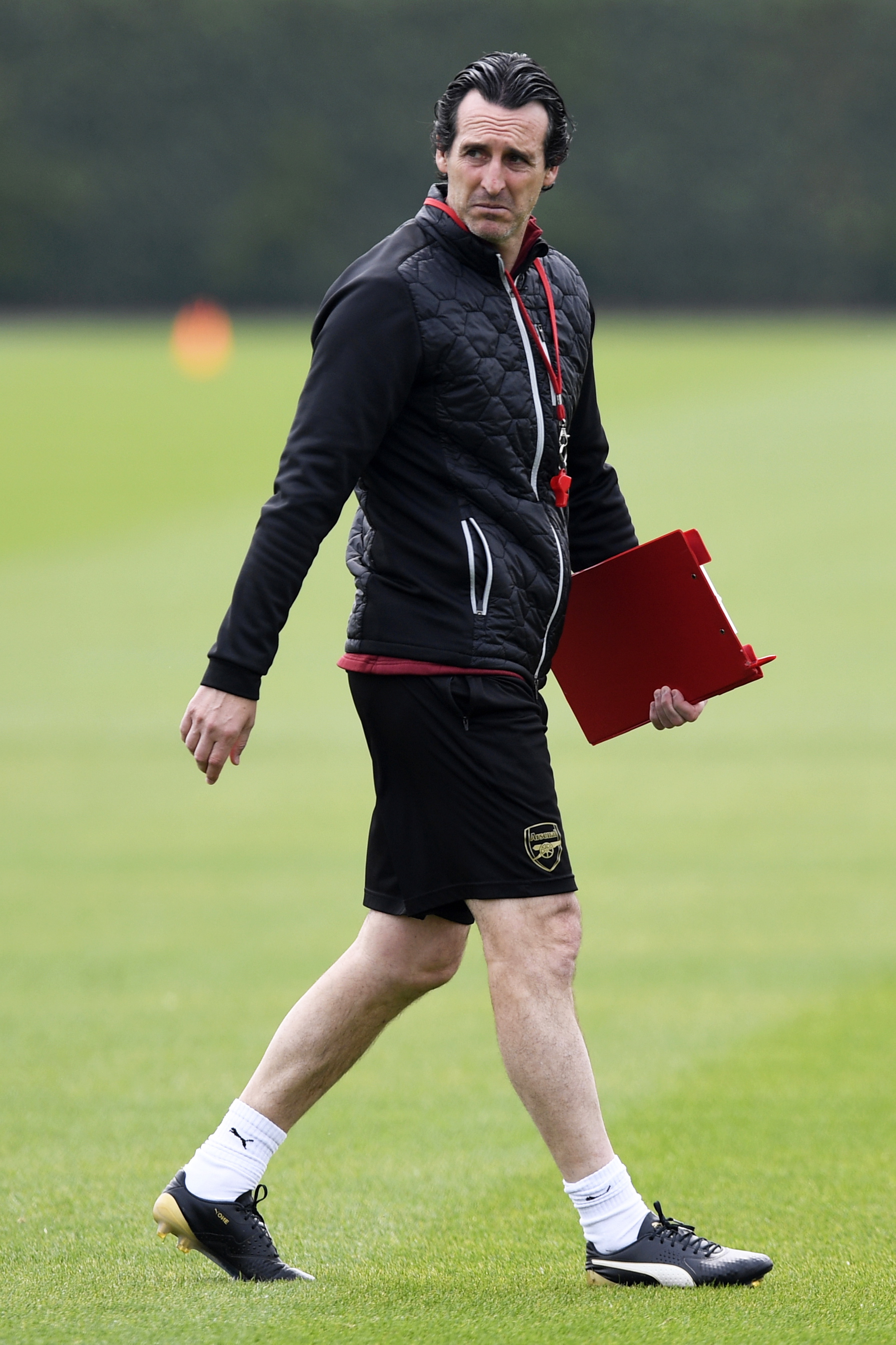 米兰冬奥会男子冰壶落选赛中国男队以7-2大胜新西兰队